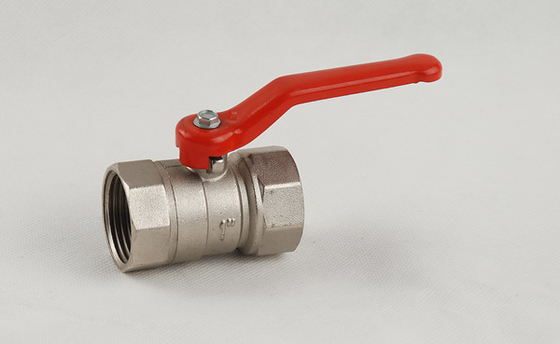 Valvola a sfera in ottone forgiato Rohs Temperatura normale 1-1/4 Pn30