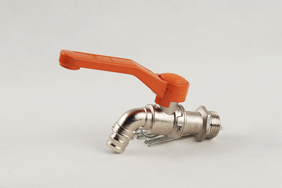 Valvola d'ottone a 3/4 pollici della valvola di temperatura media con i rubinetti matrici dell'acqua