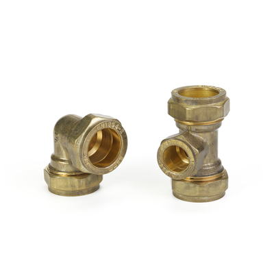OEM 3/4 dentro. FIP X 1/2 dentro. Accoppiatore riducentesi d'ottone d'ottone degli accessori per tubi di FIP non che arrugginisce