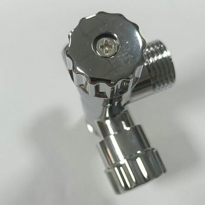 Valvola di angolo d'ottone di vendita calda dell'acqua fredda 1/2inch dei montaggi del bagno cromata